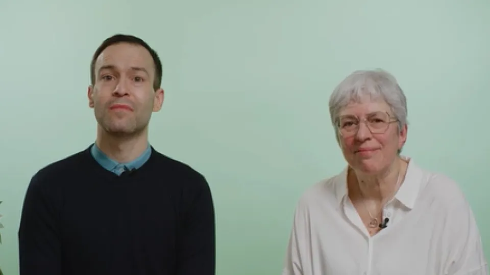 Foto som visar kursledarna Sam Illingworth och Rachel Forsyth mot en ljusgrön bakgrund.